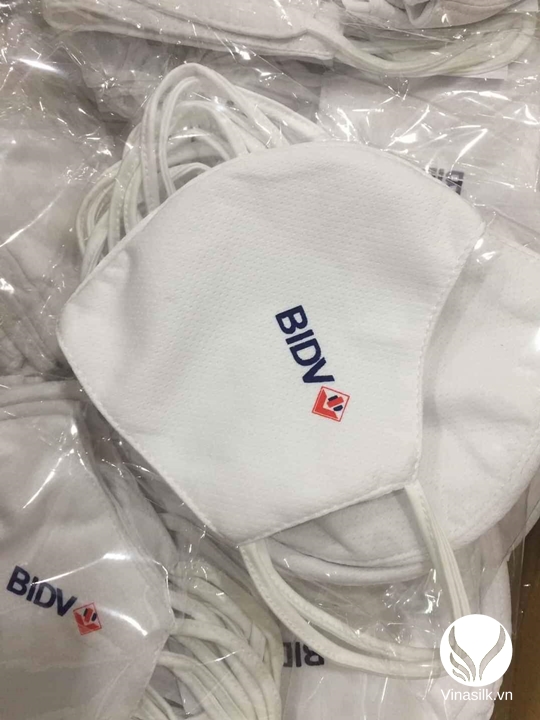 Khau-trang-vai-bidv-1